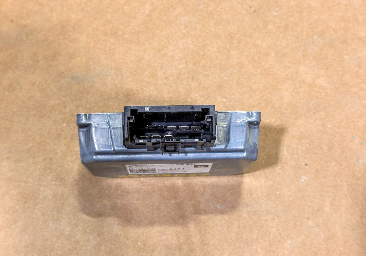 2016-2025 Chevrolet Cruze Multifunction Power Supply Converter  13510484