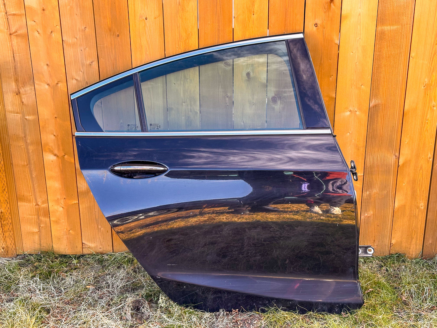 2016-2019 Chevrolet Cruze Right Back Passenger Side Door 84052335, 84012631