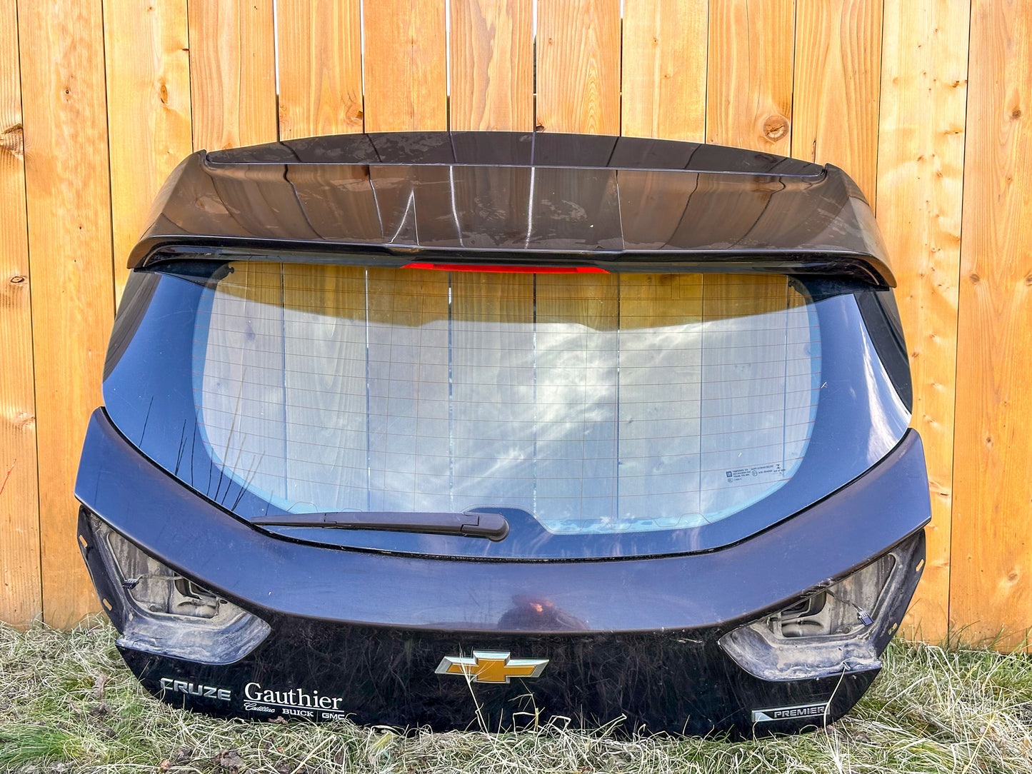 2017-2019 Chevrolet Cruze Trunk Lid. Liftgate 39129224, 39046404, 39066928, 39089994