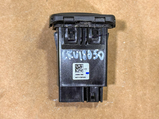 2016-2019 Chevrolet Cruze Center Console Auxiliar Usb Port Charger OEM 39087966