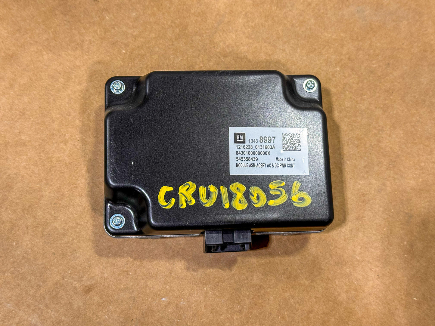 2016-2024 Chevrolet Cruze Accessory AC and DC Power Control Module 13438997