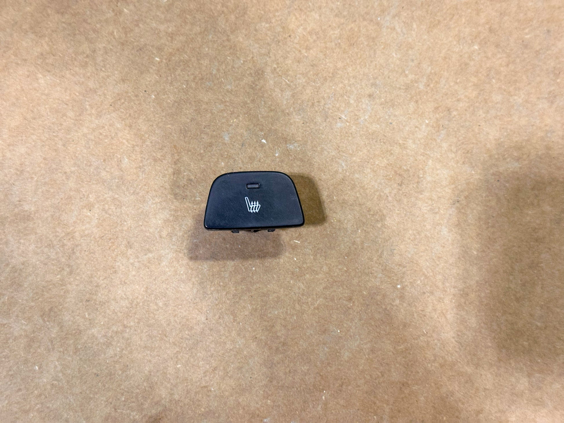 2016-2018 Chevrolet Cruze Seat Heat Switch Left Driver Side  13409519