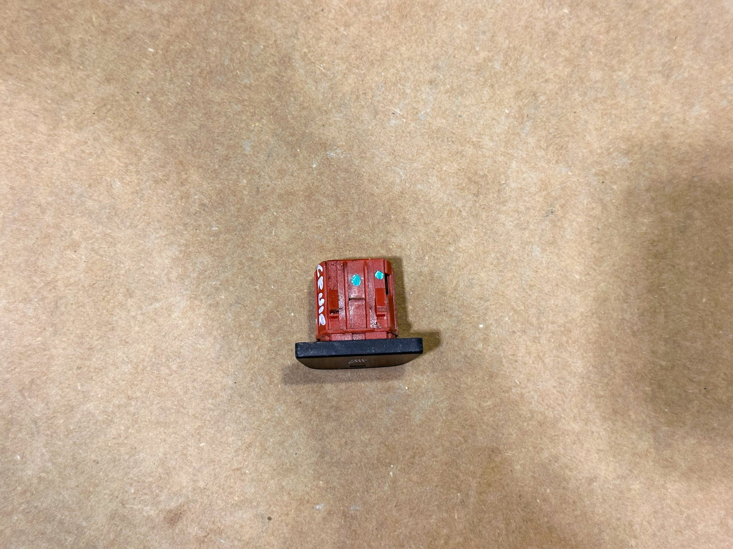 2016-2018 Chevrolet Cruze Seat Heat Switch Right Passenger Side 13409520 - view 2