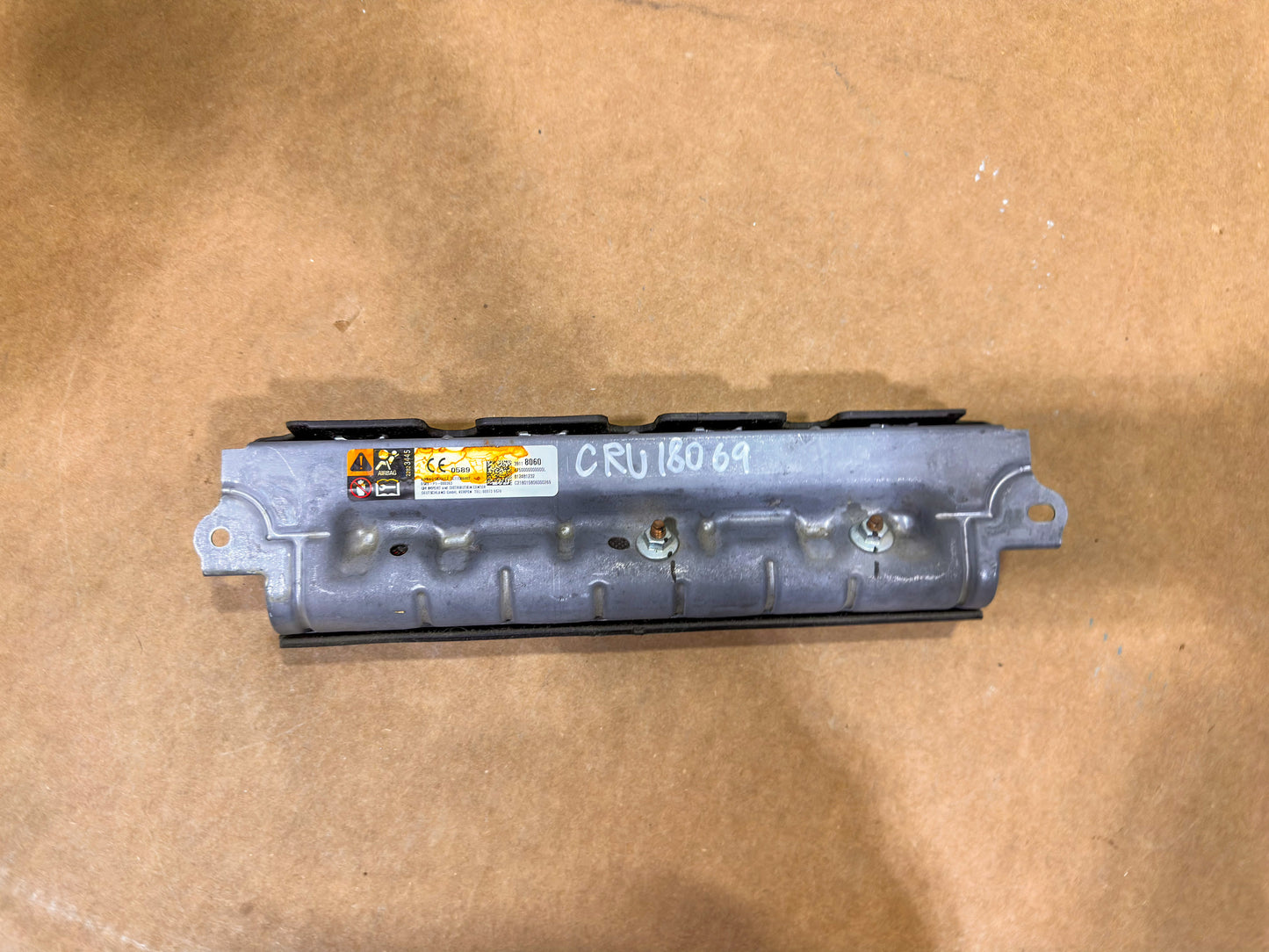 2018-2019 Chevrolet Cruze Left Driver Knee Airbag Air Bag 39118060