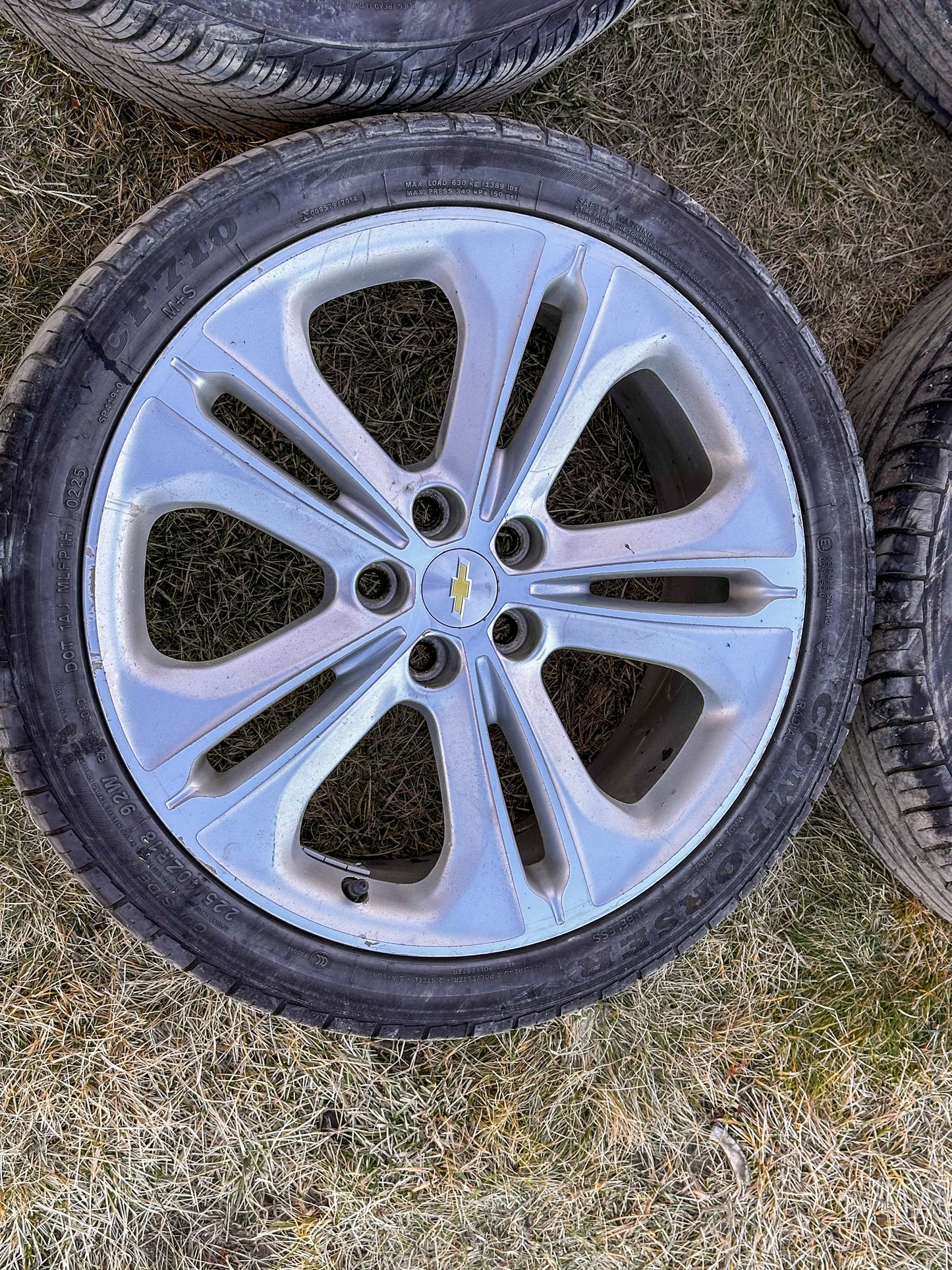 Wheel Rims with Tires 225 45 R18 18x7-1/2 Fits 16-18 Chevrolet Chevy CRUZE 29565262