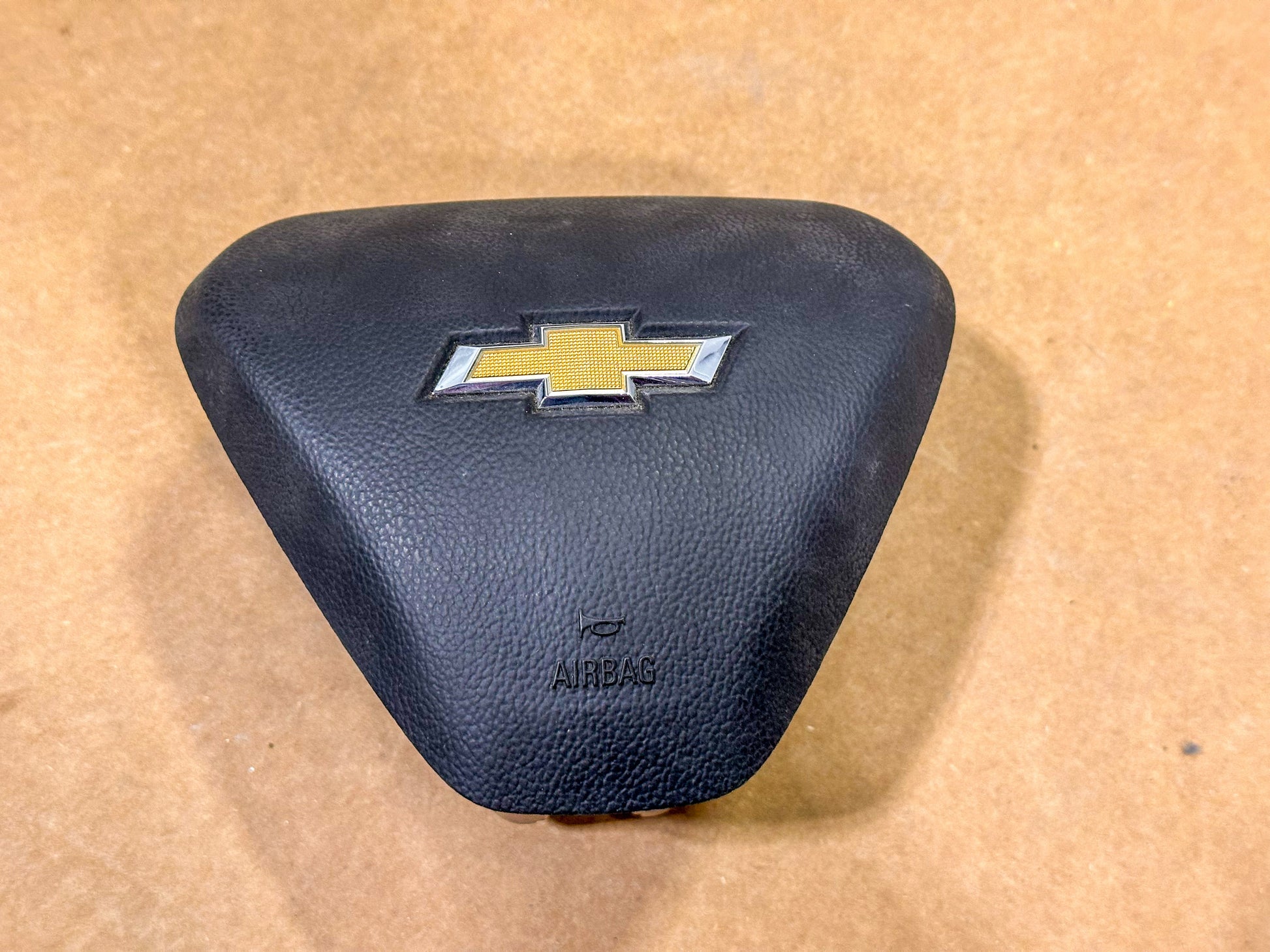 2016-2018 Chevrolet Cruze Steering Wheel Airbag 39090515