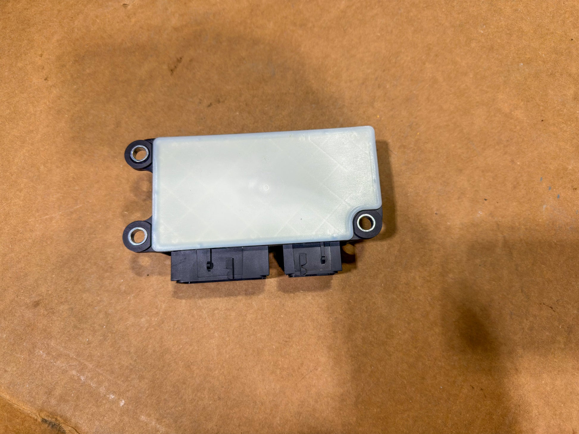 2016-2019 Chevrolet Cruze Restraint Control Module 13514460 - view 3
