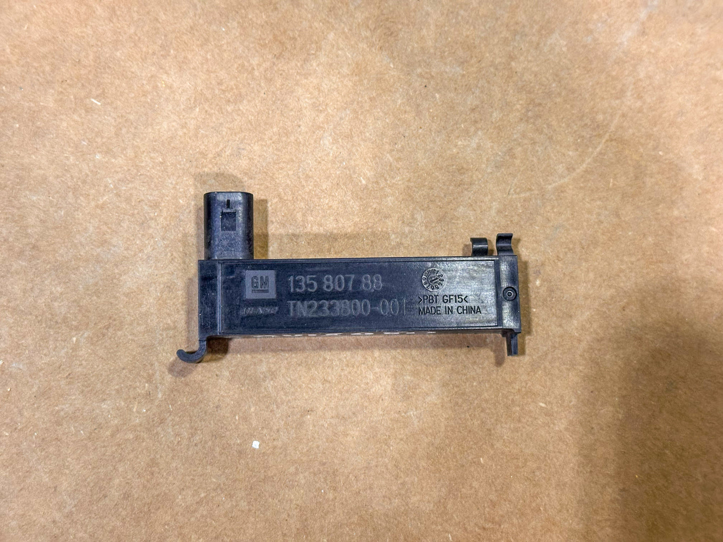 2018-2021 Chevrolet Equinox Entry Keyless Antenna Receiver Control Module OEM 13580788