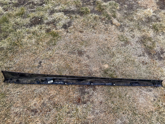 2016-2019 Chevrolet Cruze Left Driver Side Rocker Arm Panel Moulding 23372747