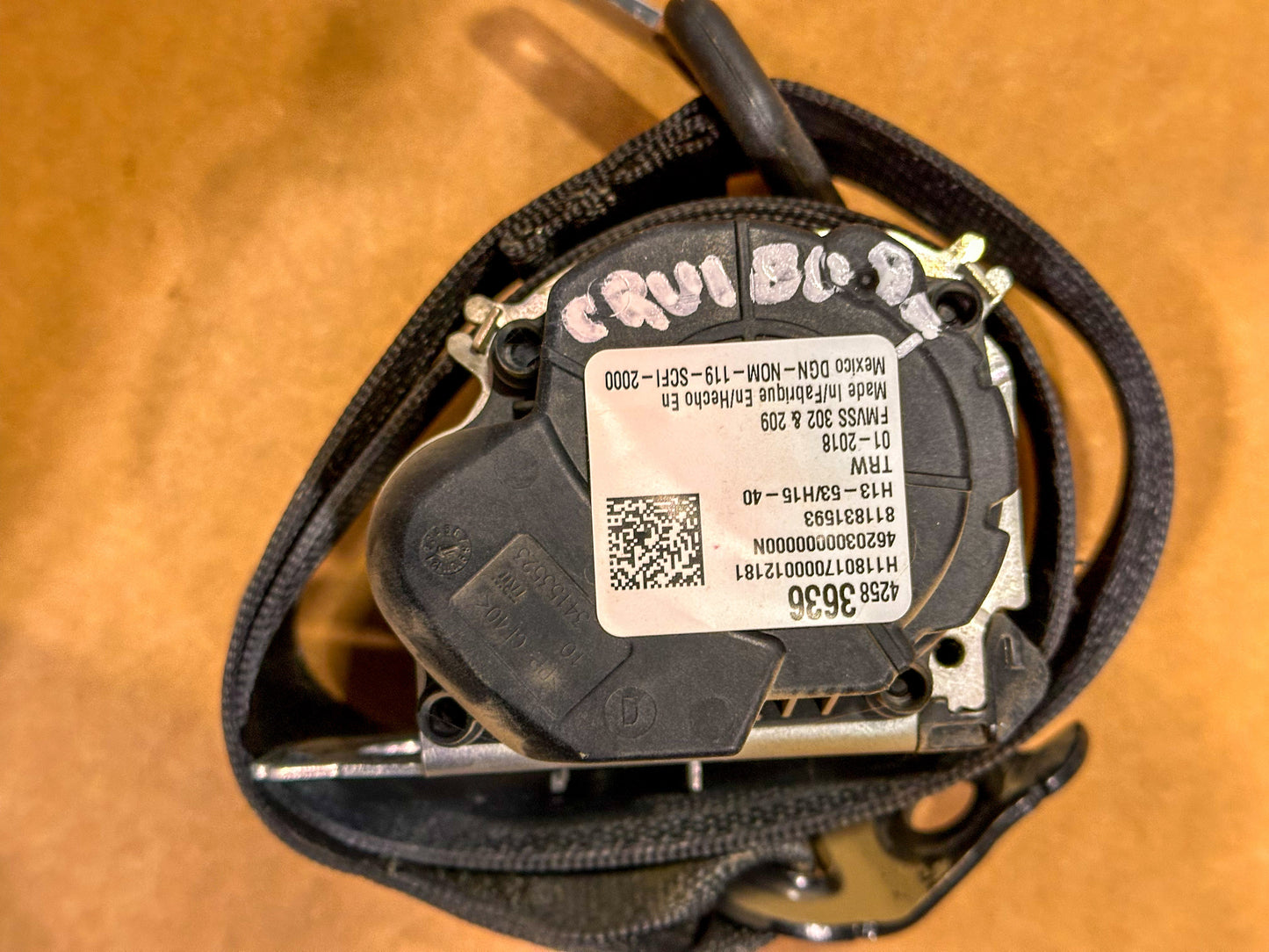 2016-2019 Chevrolet Cruze Left Rear Driver Side Seat Belt Retractor 811831593, 42583636 - view 2