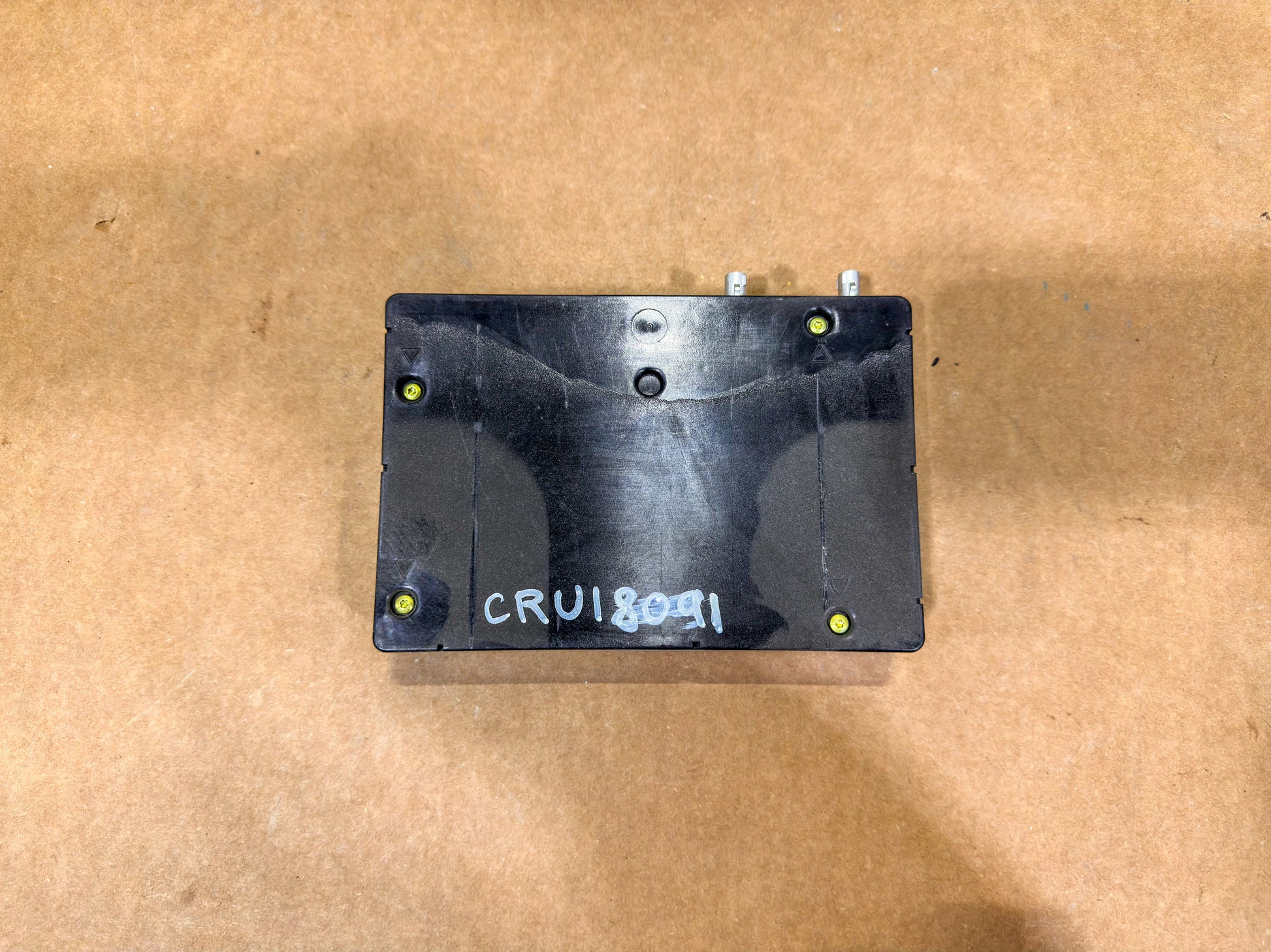 2017-2022 Chevrolet Cruze Communication Telematics Control Module OEM 84298328, 84177046, 84224370 - view 2