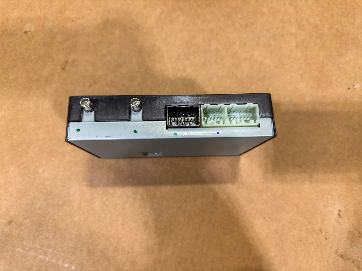 2017-2022 Chevrolet Cruze Communication Telematics Control Module OEM 84298328, 84177046, 84224370 - view 3