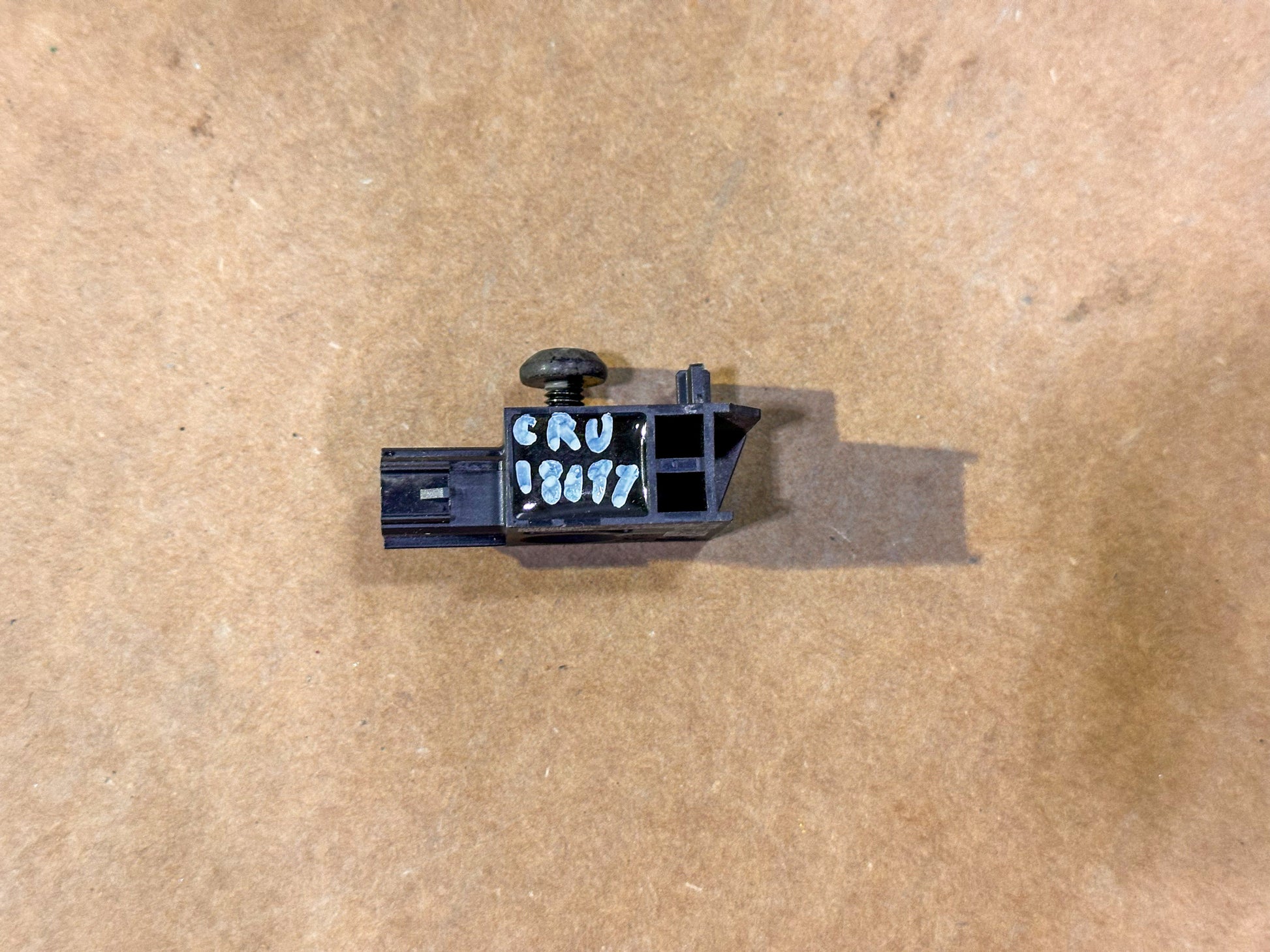 2013-2024 Chevrolet Cruze Airbag Sensor. Side Impact Sens Left Right 13504470, 13574936 - view 4
