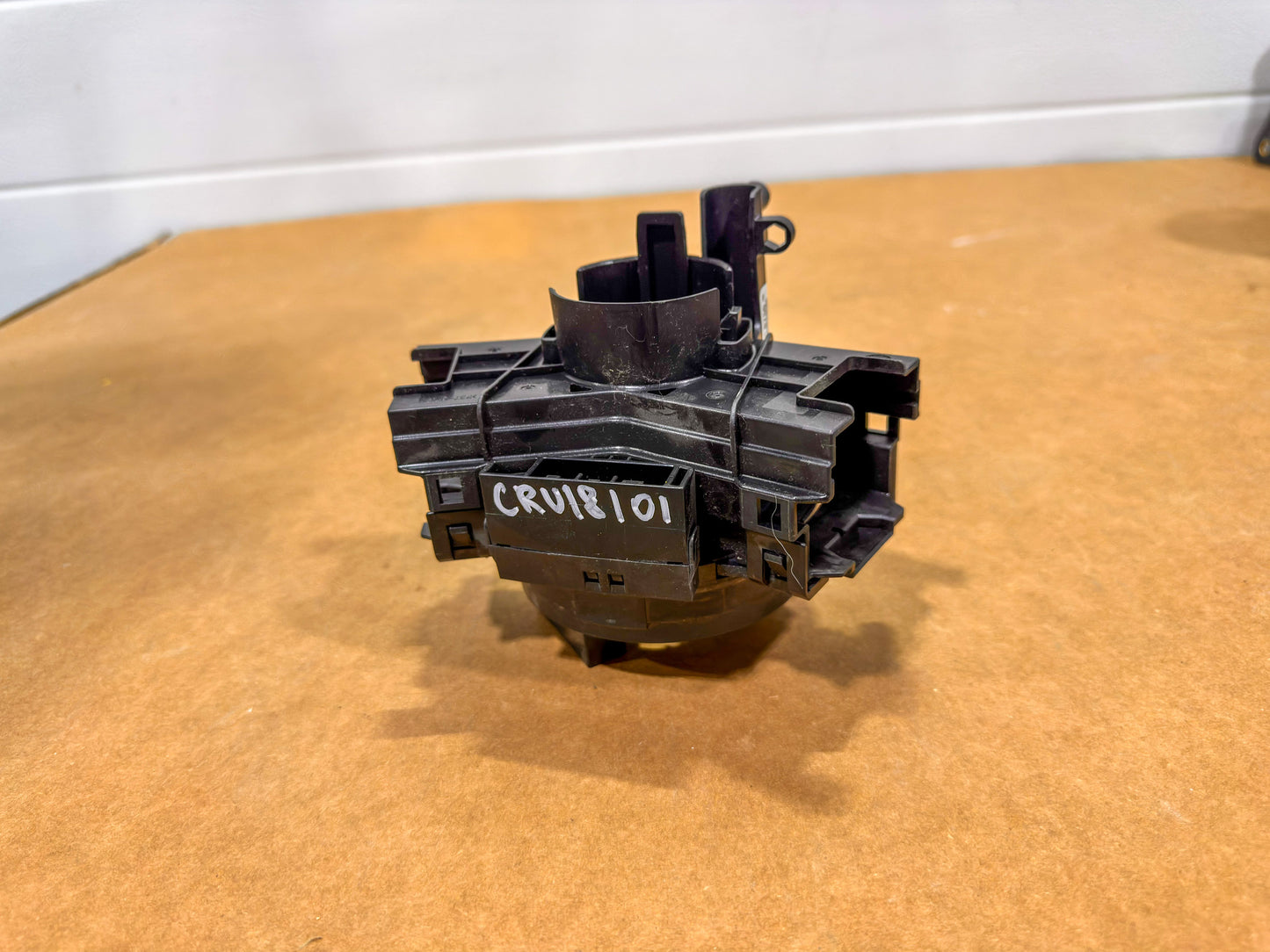 2016-2025 Chevrolet Cruze Steering Wheel Airbag Coil 39017556, 13396110, 13492931, 39136243, 84404719, 84532292 - view 2