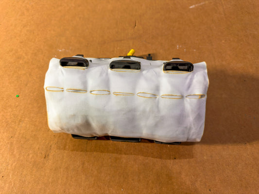 2016-2019 Chevrolet Cruze Passanger Dash Air Bag 39114009, 13499664, 39009719, 39037138, 39049465, 39059856, 42665282, 42800053