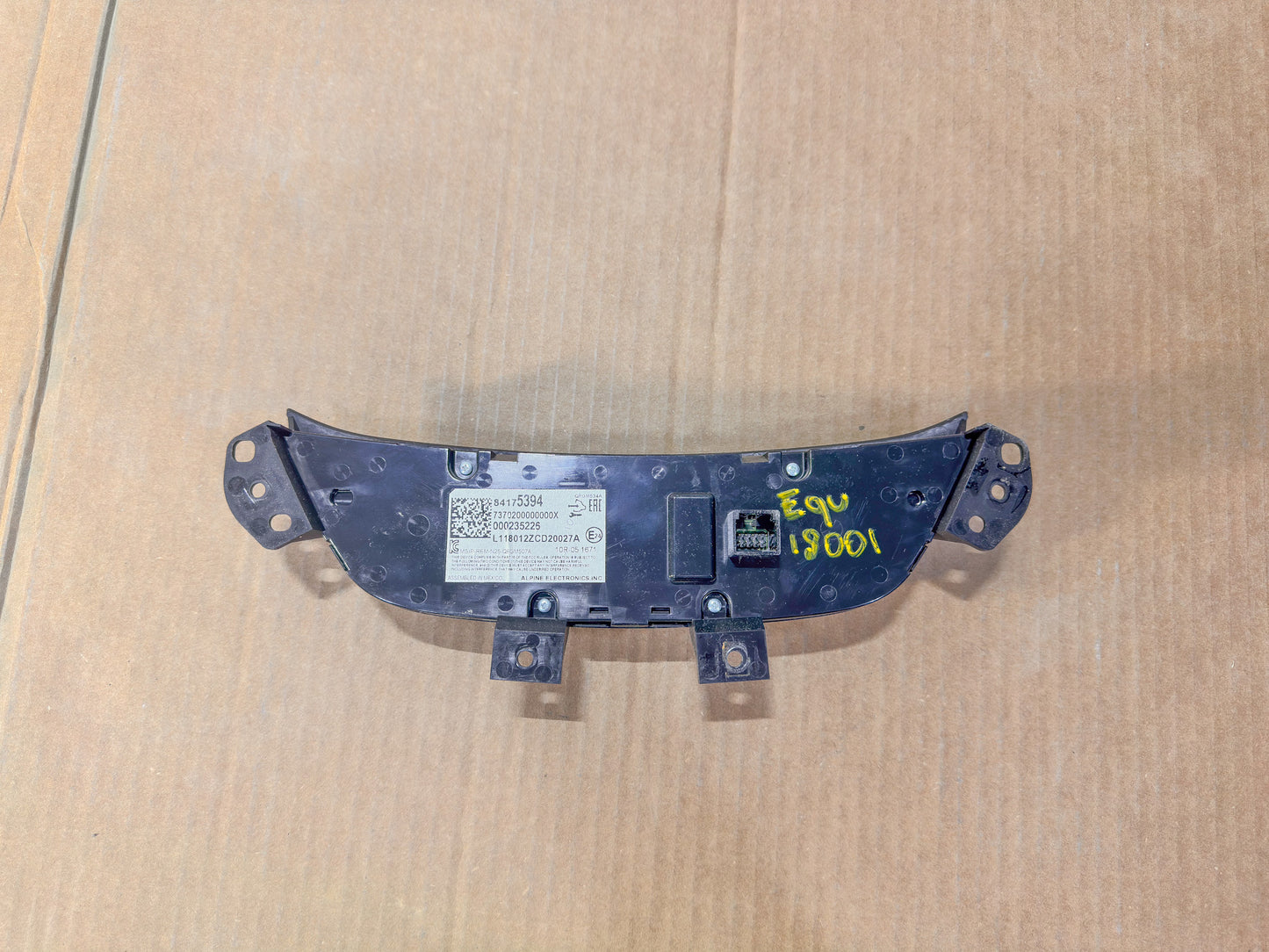 2018-2019 Chevrolet Equinox Heating and Air Conditioning Control Panel 84175394, 84422506,84338031 - view 2