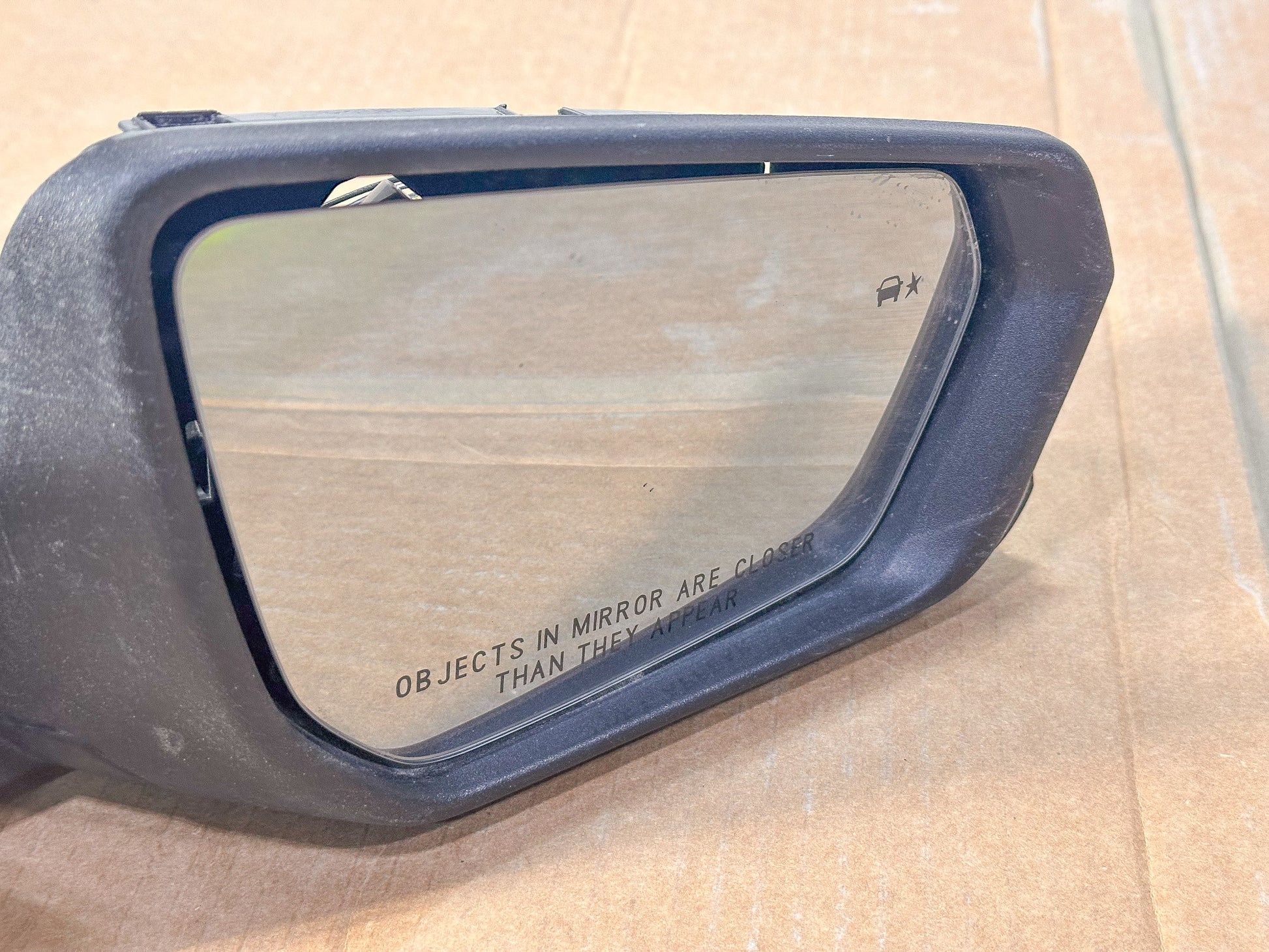 2018-2024 Chevrolet Equinox Front Right Passenger Side Exterior Rear View Mirror 84626244 - view 2