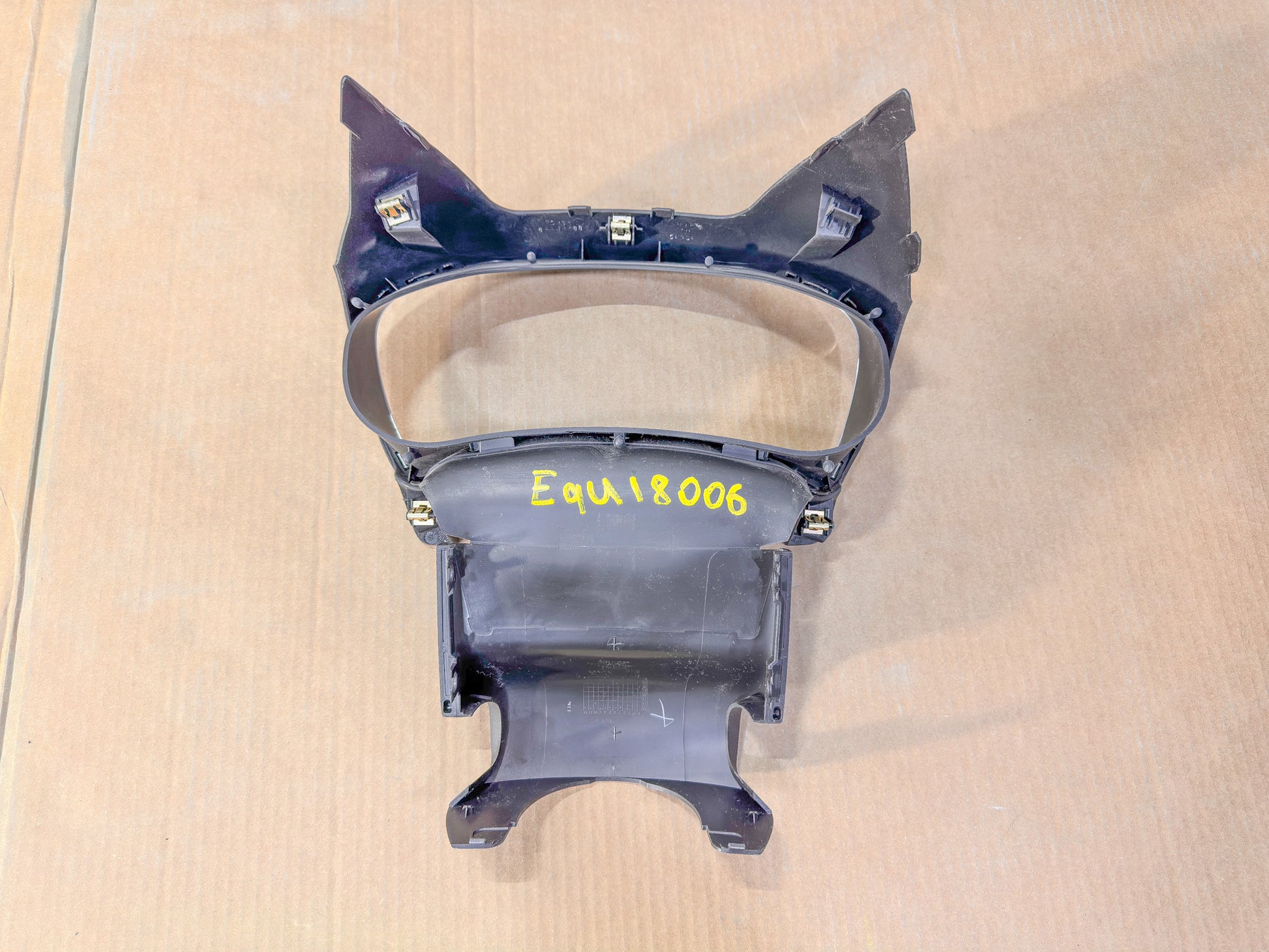 2018-2024 Chevrolet Equinox Speedometer Instrument Panel Cluser Trim Bezel 84423789, 23462951 - view 3