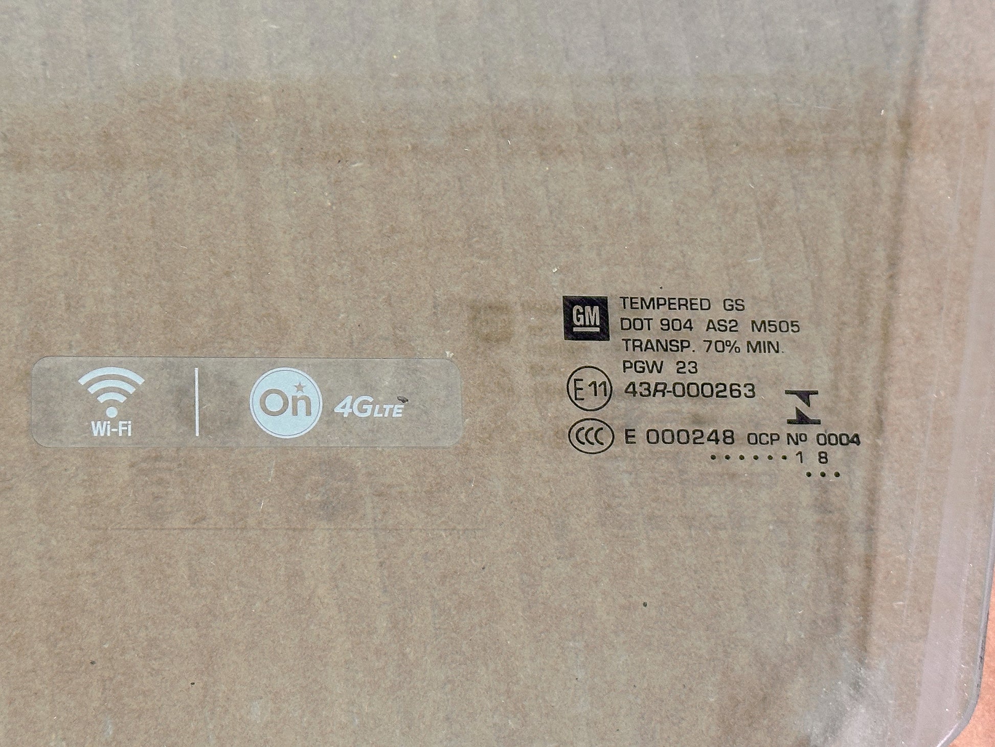 2018-2024 Chevrolet Equinox Passenger Right Side Front Door Window Glass  84398671, 23136215, 84322151, 84384356 - view 3