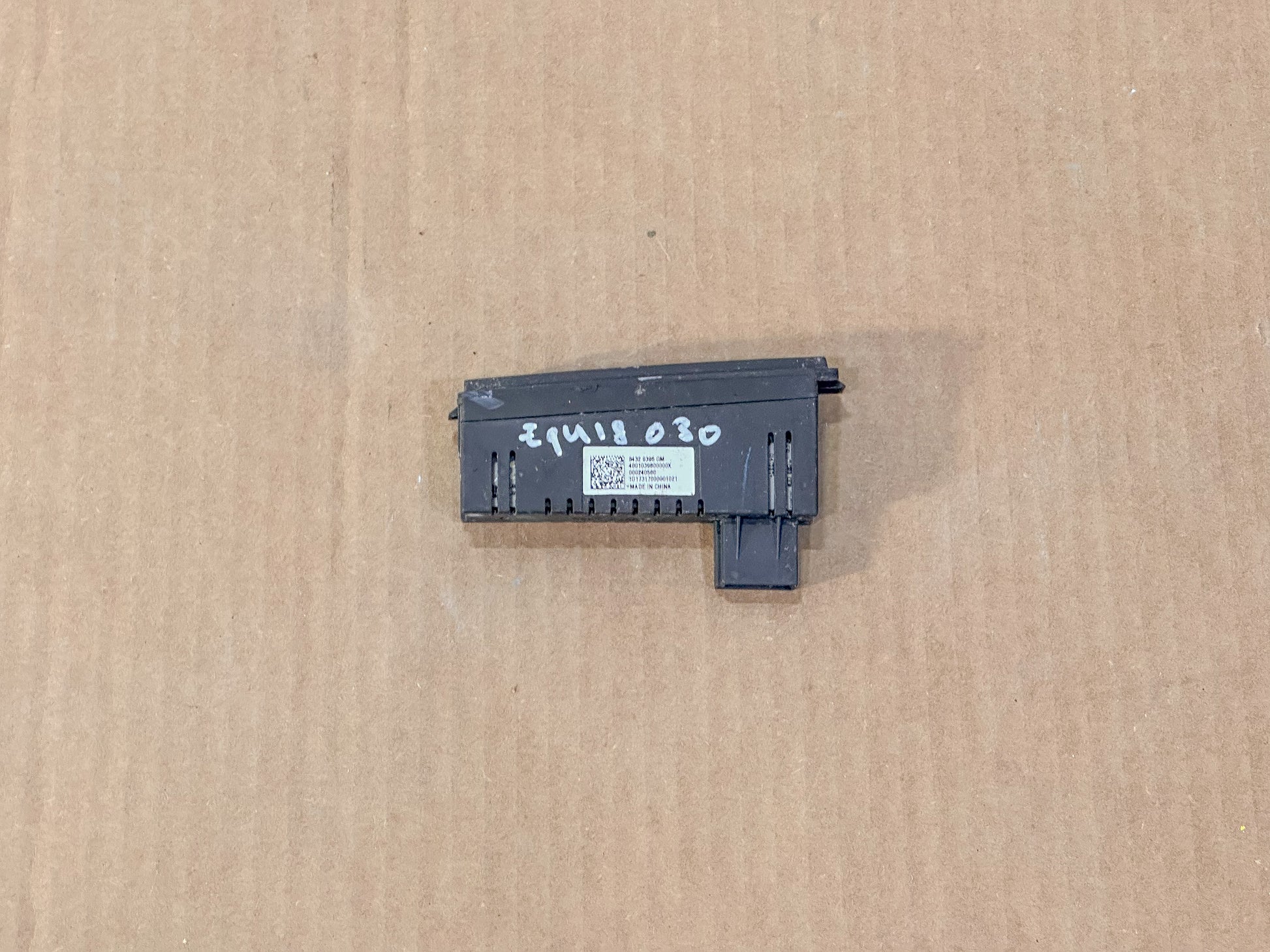 2016-2024 Chevrolet Equinox Automatic Transmission Shifter Indicator OEM 84225774, 23133628, 23391360 - view 3