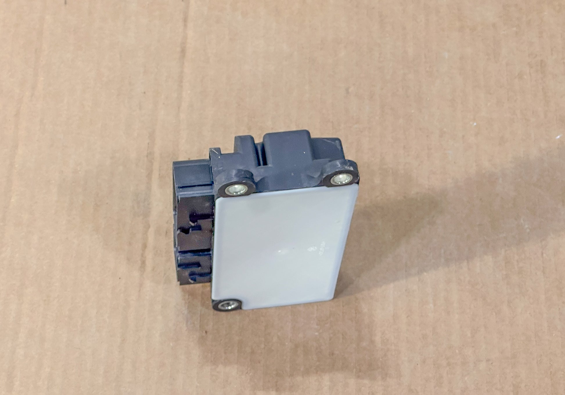 2018-2022 Chevrolet Equinox SRS Bag Control Module 13514458 - view 4