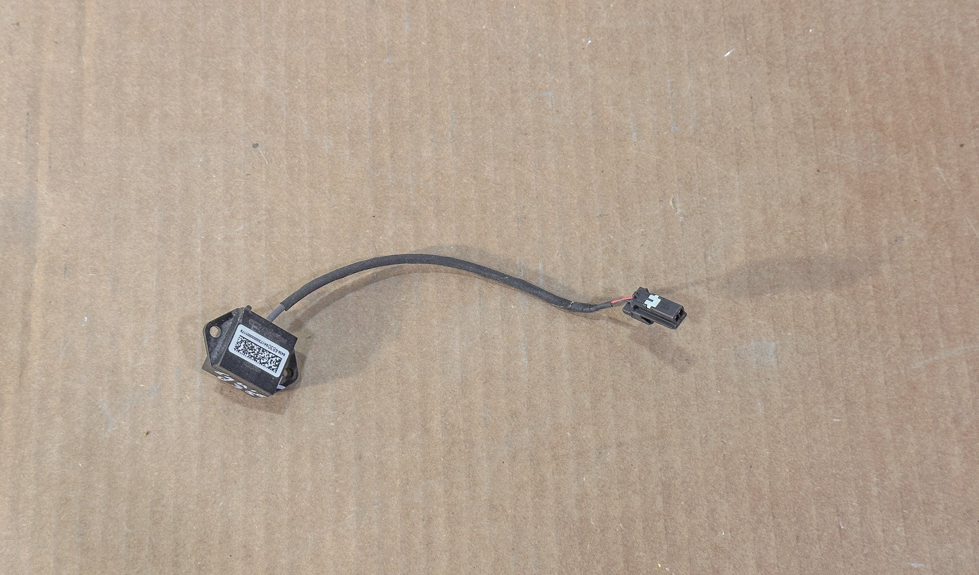 2017-2023 Chevrolet Equinox Roof Hands Free Telephone Microphone OEM 84384830 - view 2