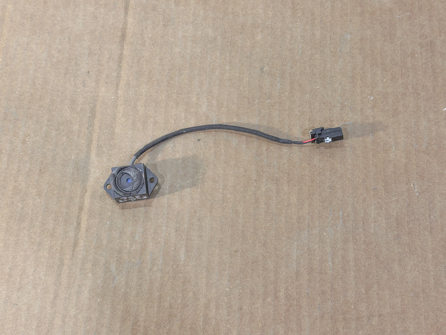 2017-2023 Chevrolet Equinox Roof Hands Free Telephone Microphone OEM 84384830 - view 4
