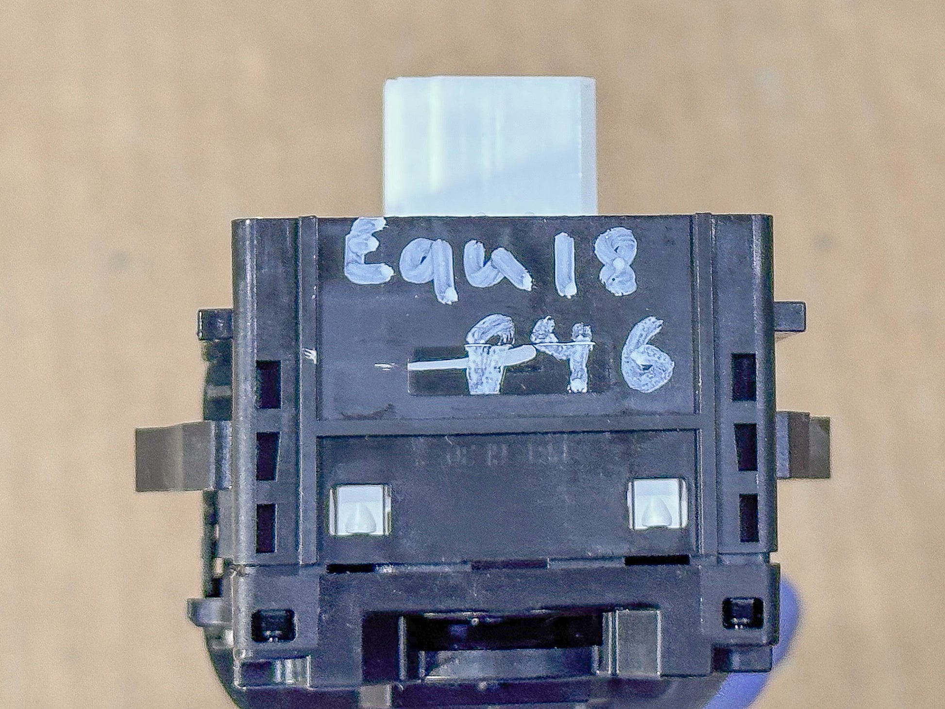 2017-2025 Chevrolet Equinox Windshield Wiper Combination Switch  84353931, 23117433, 84175592, 84414719, 85665127 - view 4