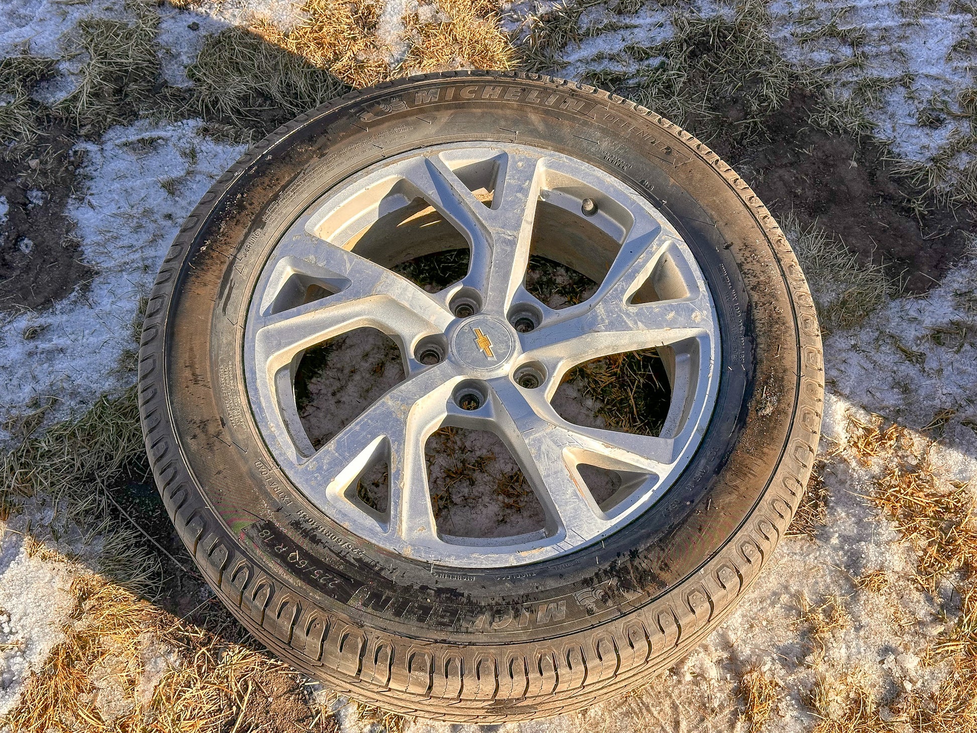 Wheel Rims with Tires 225 60 R18 18x7 Opt RV6 Fits 18-21 Chevrolet Chevy EQUINOX 2622112 - view 4