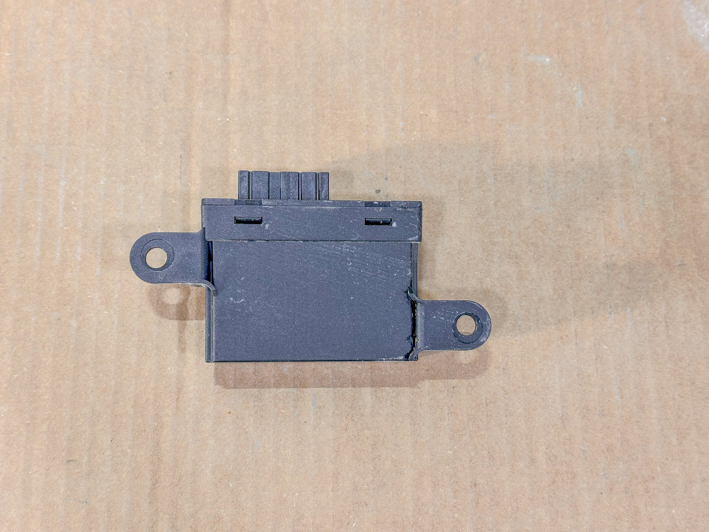 2018-2023 Chevrolet Equinox Parking Assist Control Module 84167186, 84372930, 84096297 - view 2
