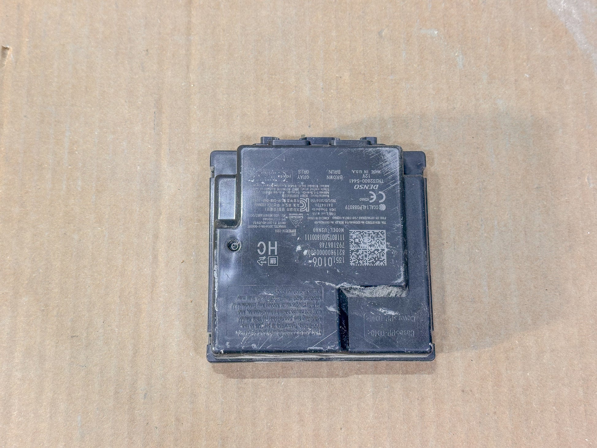 2017-2018 Chevrolet Equinox Keyless Entry Theft Locking Control Module DENSO OEM 13510106 - view 3