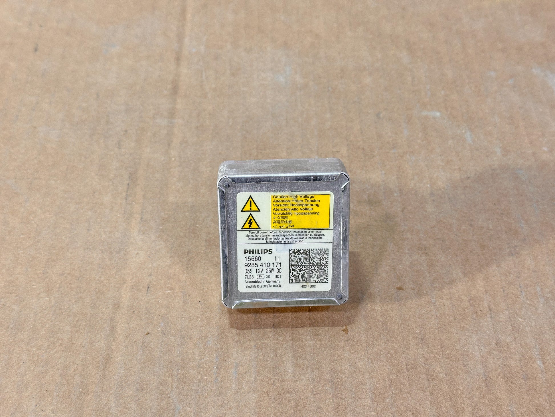 2018 Chevrolet Equinox Philips D5S Hid Headlight Bulb OEM 9285410171 - view 4