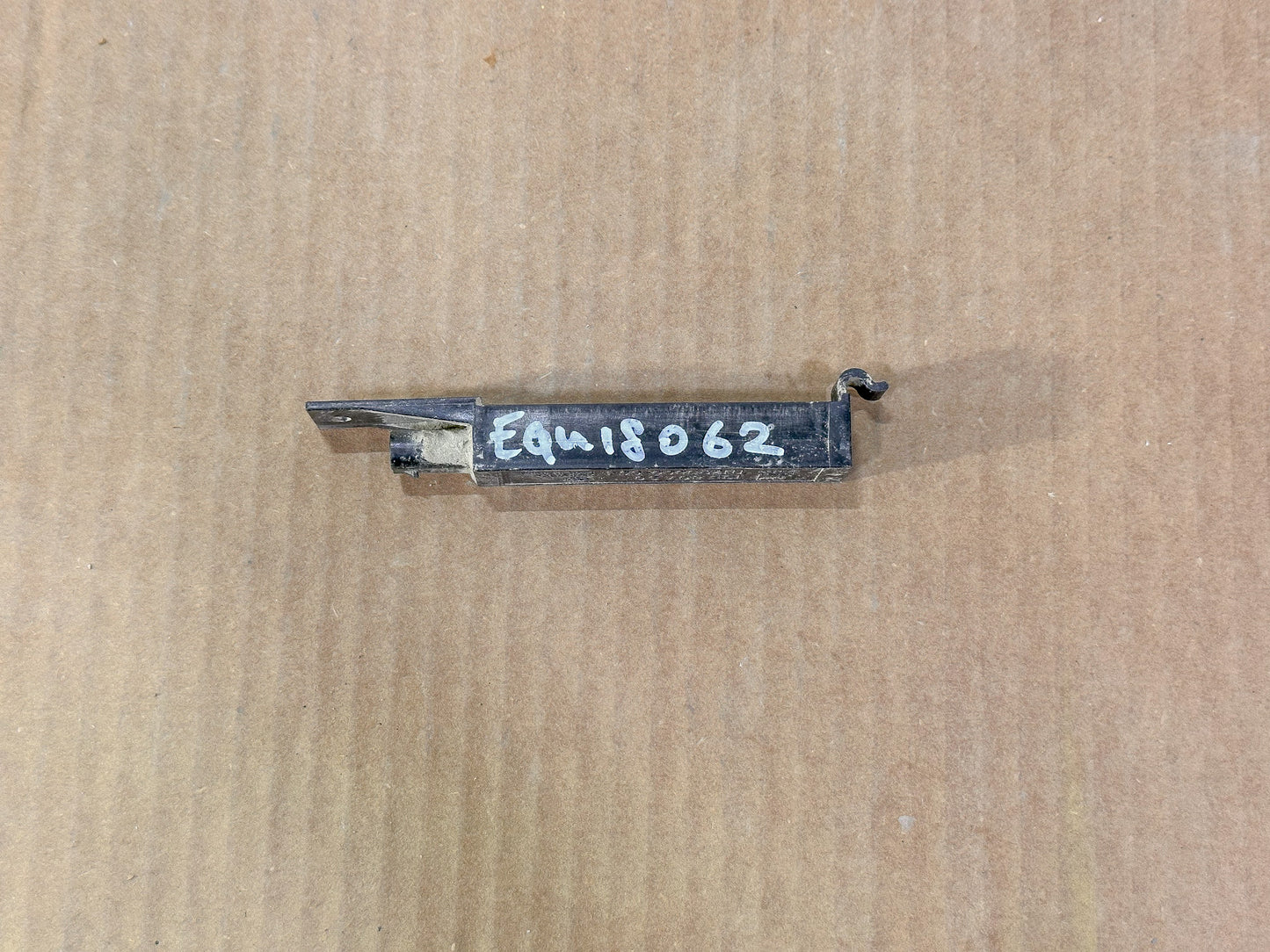 2014-2023 Chevrolet Equinox Keyless Entry Antenna 13580790 - view 4