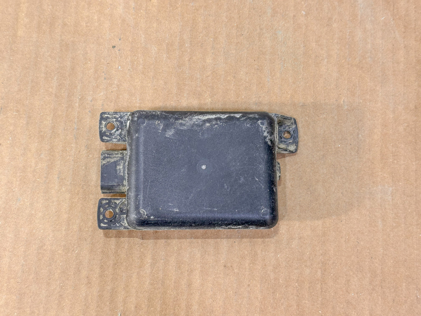 2018-2024 Chevrolet Equinox Right Passenger Side Blind Spot Detection Warning Sensor 84129136, 84418802, 84186472 - view 2
