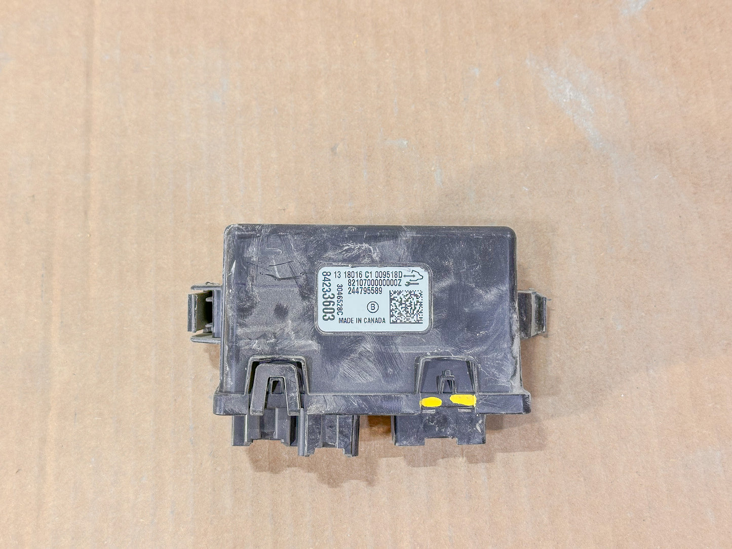 2018-2024 Chevrolet Equinox Power Tailgate Liftgate Control Module OEM 84233603