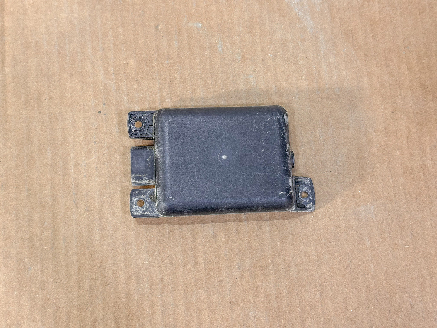 2018-2024 Chevrolet Equinox Left Rear Blind Spot Radar Module OEM 84129137 - view 2