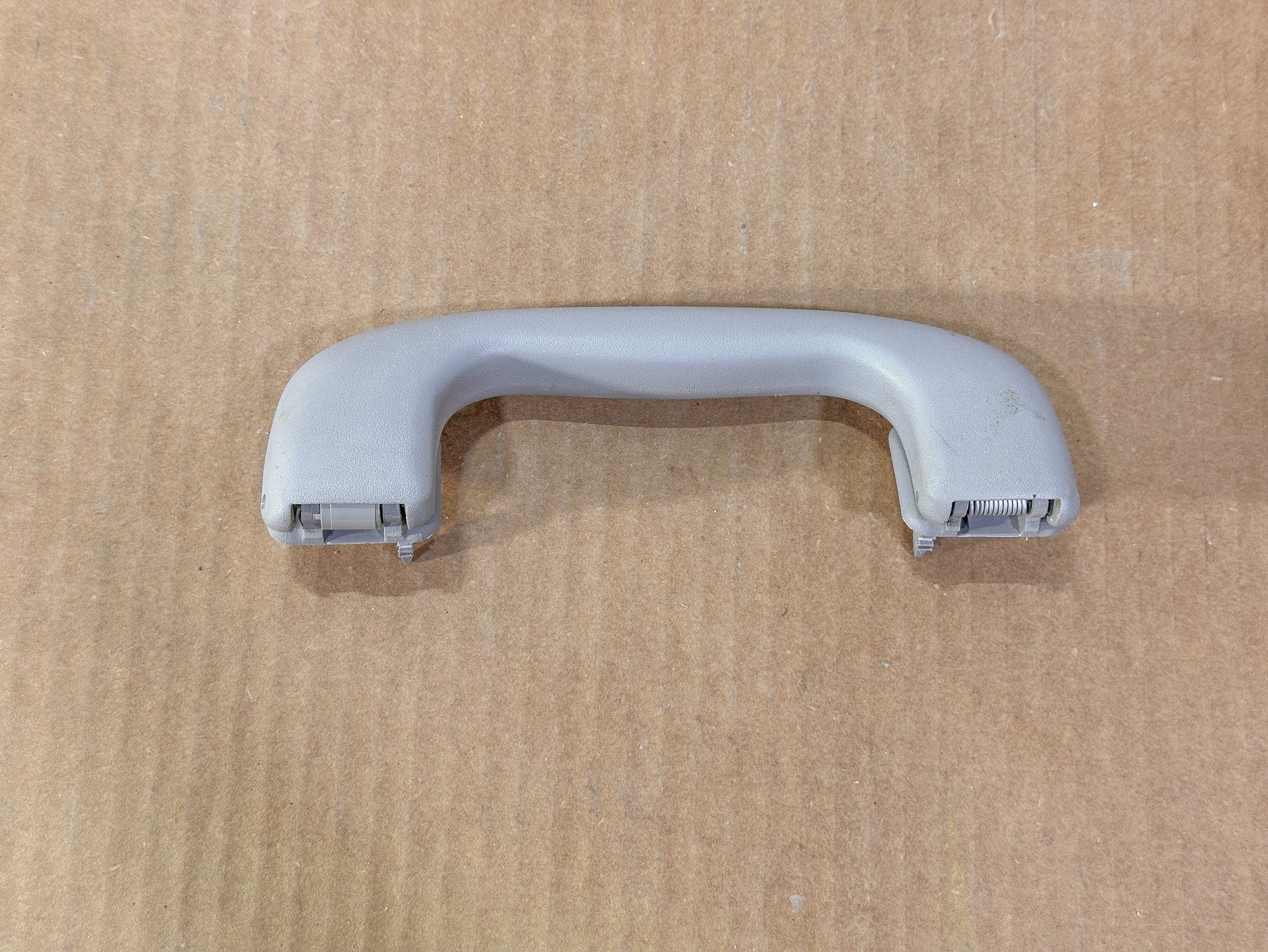 2018-2024 Chevrolet Equinox Roof Interior Grab Bar Handle 23203699 - view 6