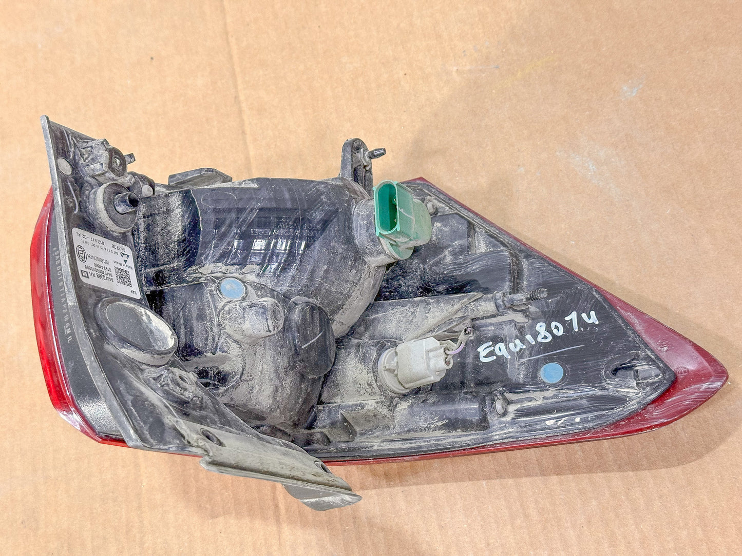 2018-2021 Chevrolet Equinox Right Passenger Side Tail Ligh, Stop Lamp 84373388, 84769836, 19418087, 84159537, 84229341, 84244064, 84282656, 84285757, 84305804, 84341666 - view 3