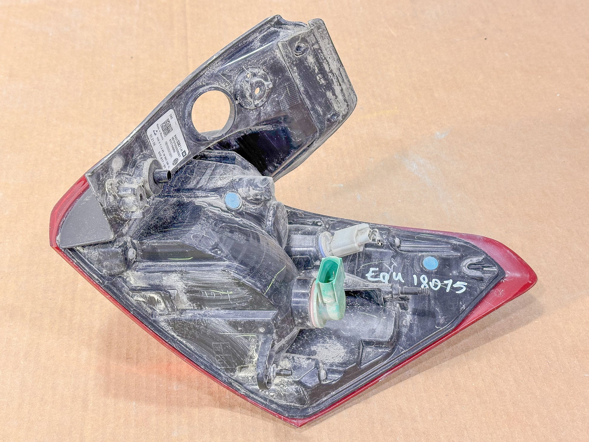 2018-2021 Chevrolet Equinox Left Driver Side Tail Light, Stop Lamp 84373387,  84769835, 19418086, 84159536, 84229340, 84244063, 84282655, 84285756, 84305803, 84341665 - view 4