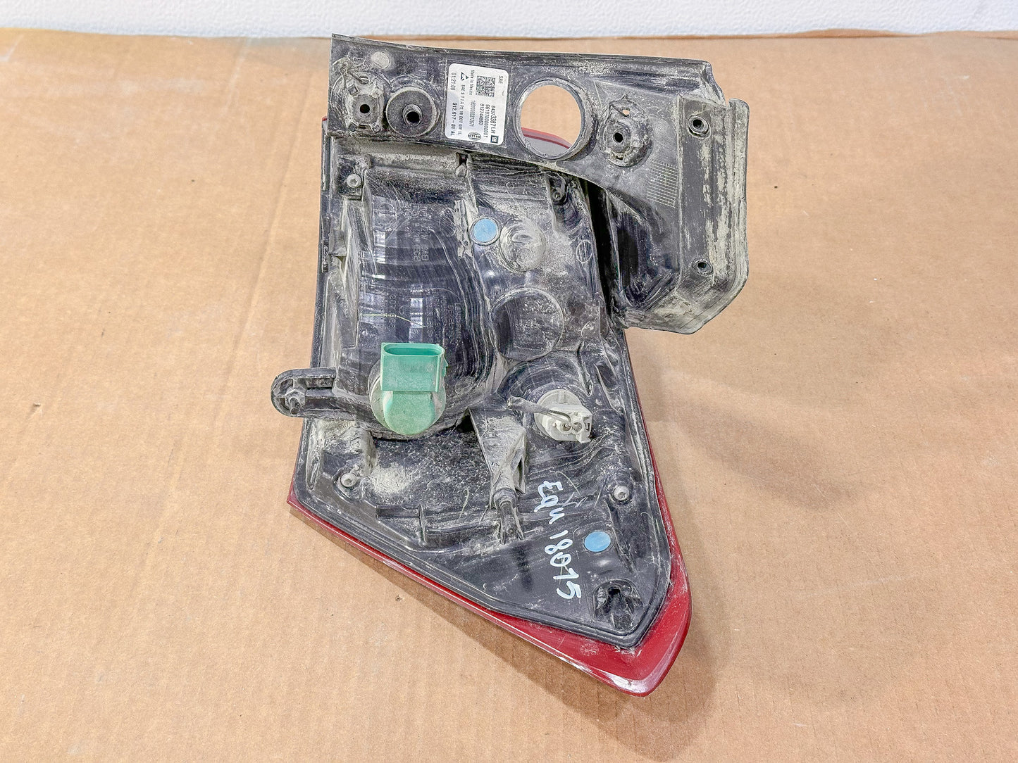 2018-2021 Chevrolet Equinox Left Driver Side Tail Light, Stop Lamp 84373387,  84769835, 19418086, 84159536, 84229340, 84244063, 84282655, 84285756, 84305803, 84341665 - view 3