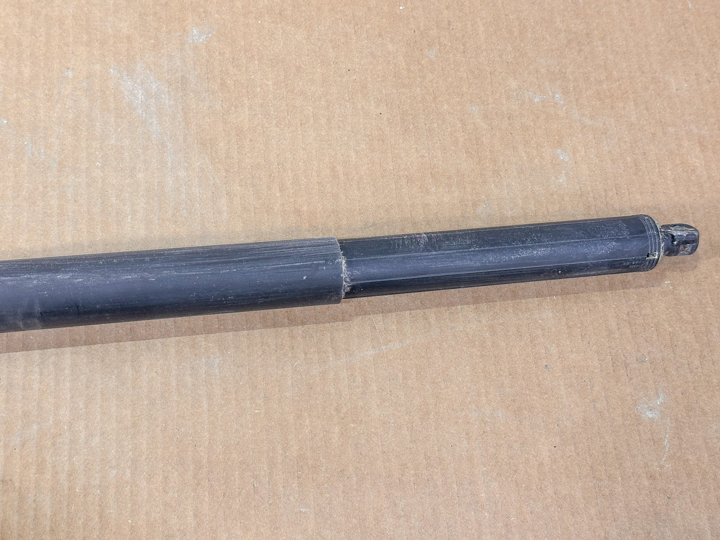 2018-2024 Chevrolet Equinox Tailgate Electric Lift Support Shock OEM 84178754, 84800899, 84470044, 84569355, 84781790 - view 3