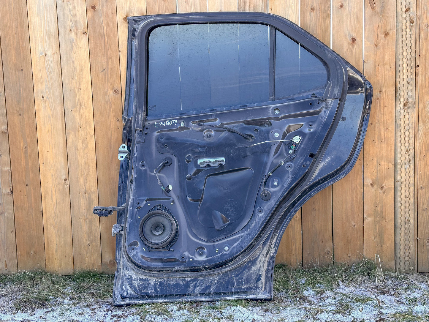 2018-2024 Chevrolet Equinox Right Back Passenger Side Door  84412609, 84076322, 84206887, 84286710, 84286930, 84388835, 84412607 - view 2