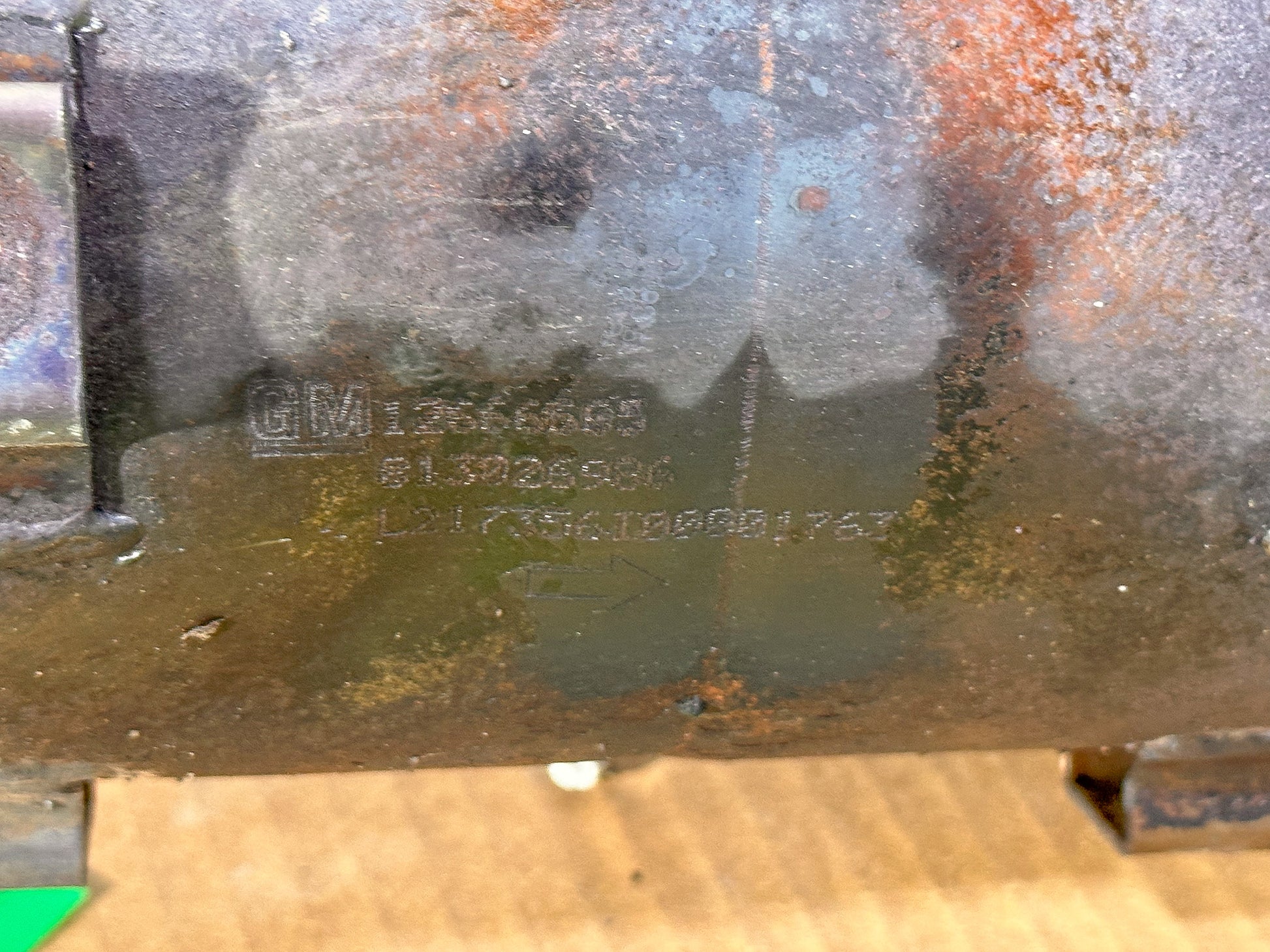 2018-2020 Chevrolet Equinox 2.0L Catalytic Converter 19420236, 12666605 - view 3
