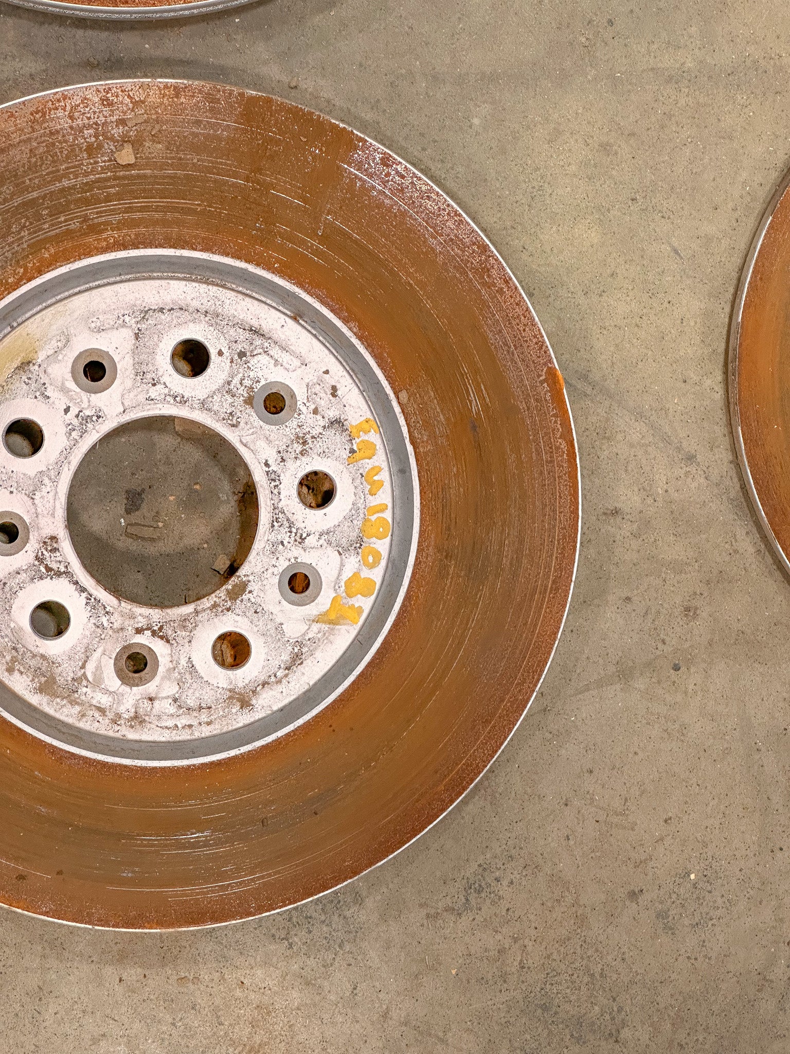 2018-2020 Chevrolet Equinox Front Disc Brake Rotors + Pads 12162132, 850243, 60045045, 580899R, 582000 - view 4