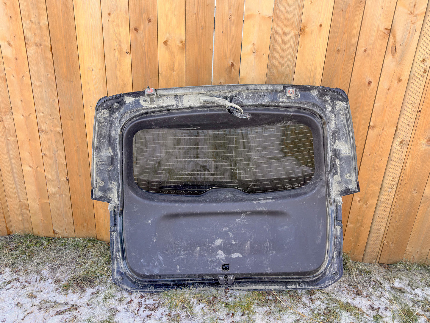 2018-2021 Chevrolet Equinox Tailgate. Trunk Lid. Liftgate 84871000, 84105746, 84159652, 84199515, 84240932, 84281593, 84338893, 84446461, 84446462, 84513648, 84796290 - view 3